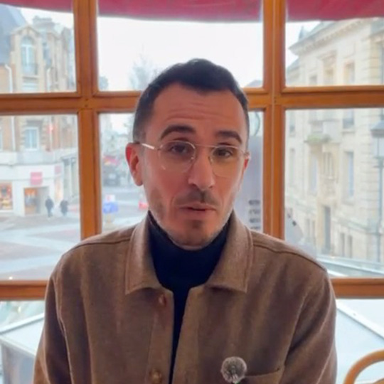 Ahmed Oudghiri Otmani - Directeur e-commerce LVMH. Président de Saint-Quentin Tennis